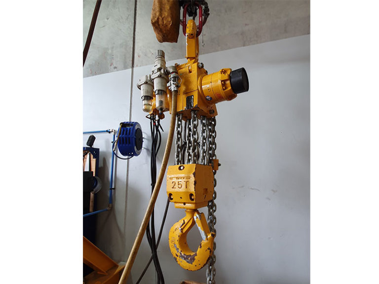 Ingersoll Rand air hoists Hire Melbourne