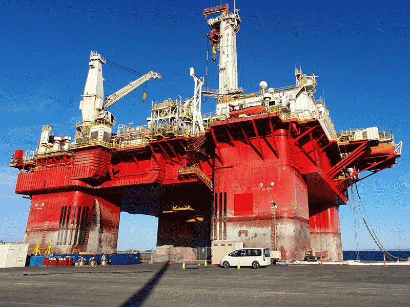 Q7000 semi-submersible offshore vessel load testing